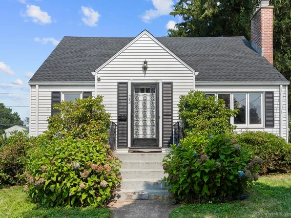 390 Eddy Glover Boulevard, New Britain, CT 06053