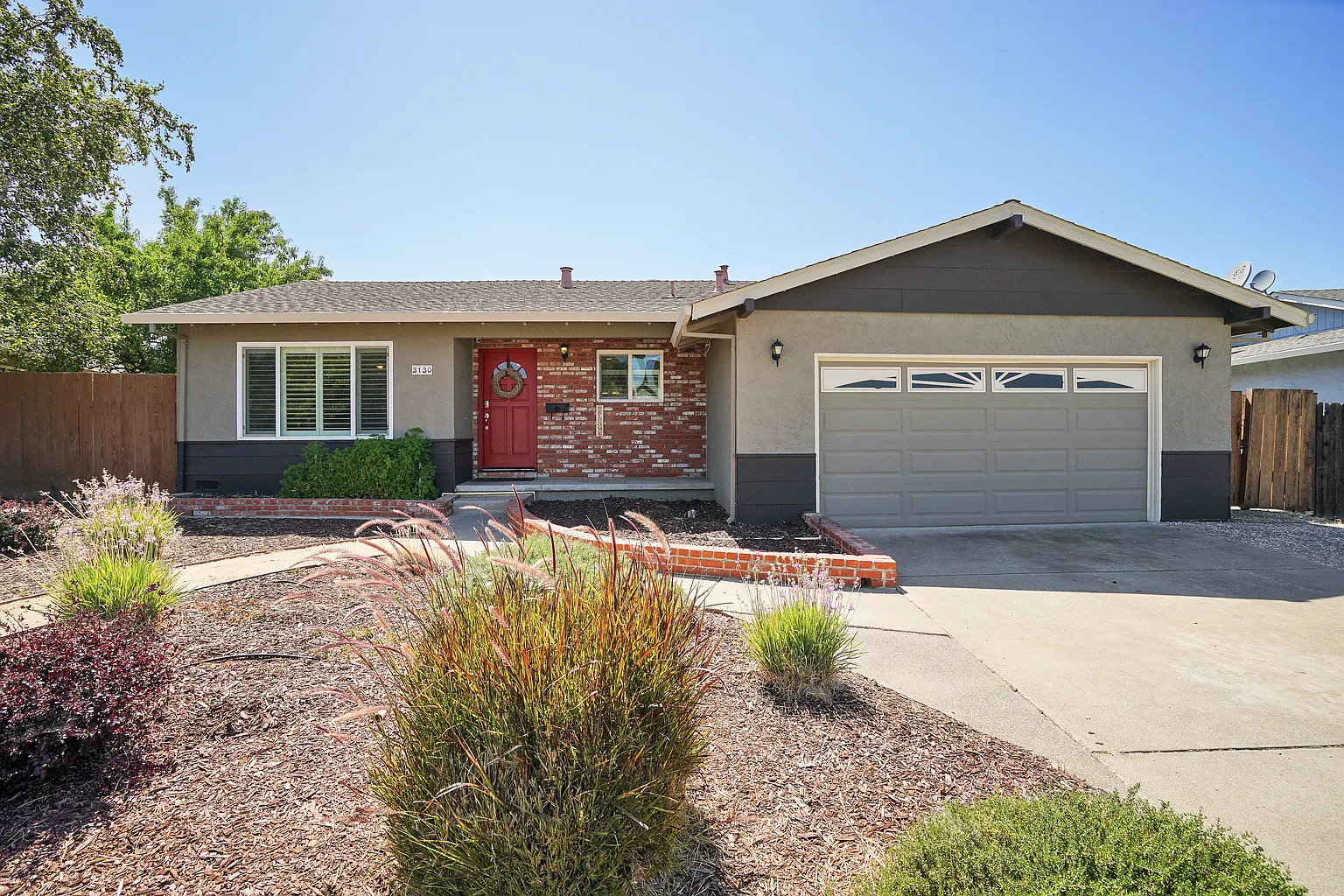 3130 Ponderosa Way photo 1