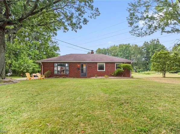 26457 Bagley Rd, Olmsted Falls, OH 44138