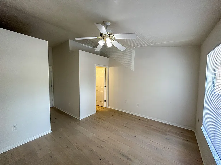 4415 SW 34th St #803 — Photo 14