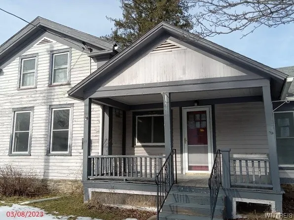 27 Dyke St, Andover, NY 14806