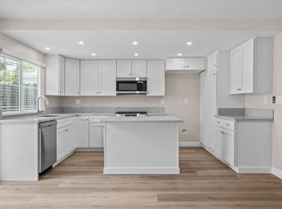 21794 Lake Vis, Lake Forest, CA 92630