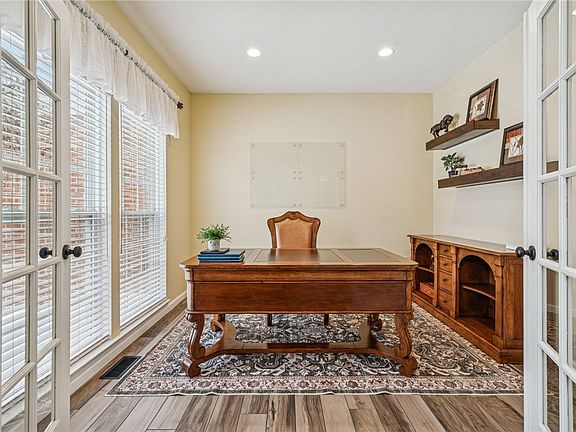 5th image of 133 Winslow Ct
