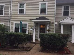 5929 Havener House Way, Centreville, VA 20120