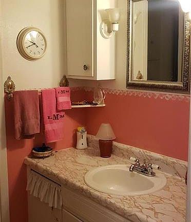 3rd image of 3332 N 59th Ter