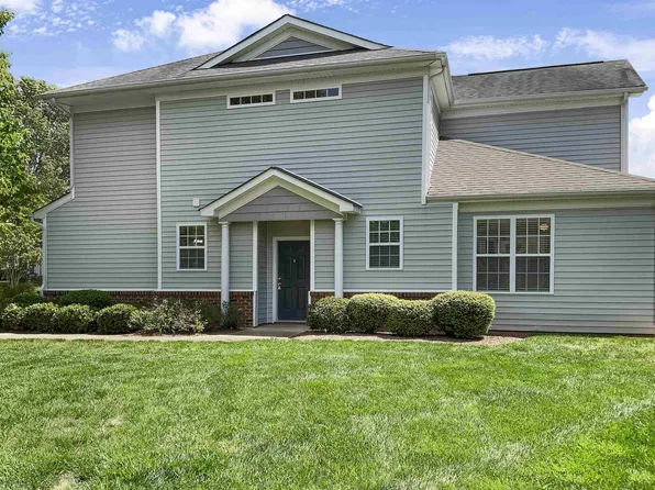 633 Oakfield Trl, Mebane, NC 27302