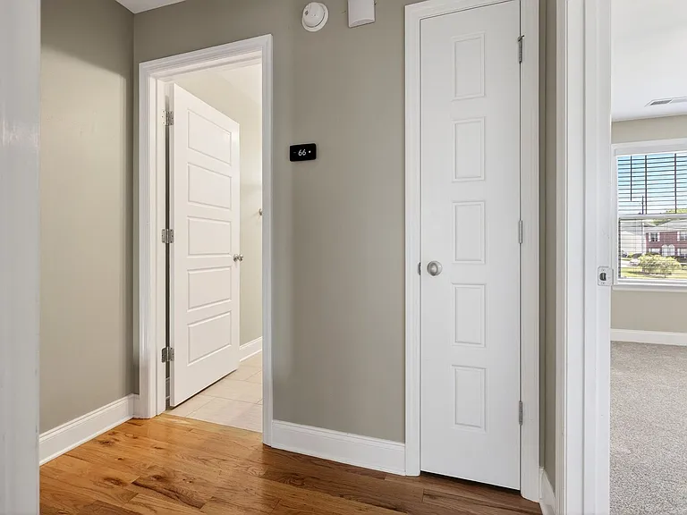 2297 Shady Ln NE — Photo 18