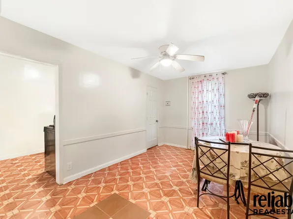 6 Gipson Street image 2 of 11