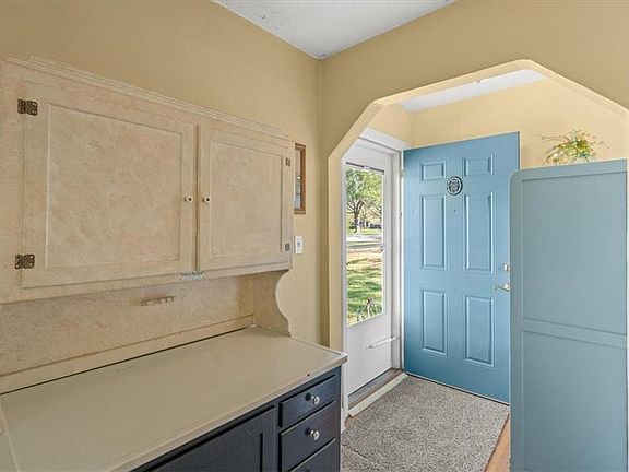 5th image of 13704 Norby Rd
