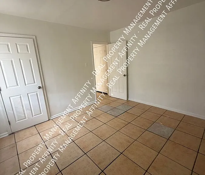 639 Mississippi Blvd #3 — Photo 10