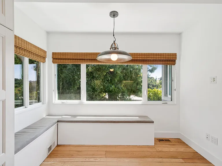 4923 Harbord Dr — Photo 18