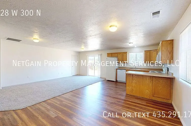 4128 W 300 N — Photo 6