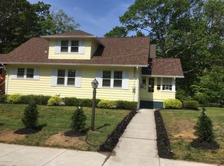 15 Wilson Ave, Oakhurst, NJ