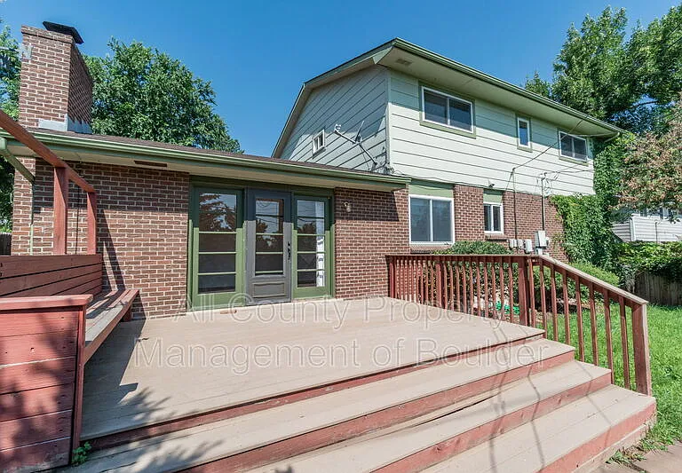 1530 Ithaca Dr — Photo 11