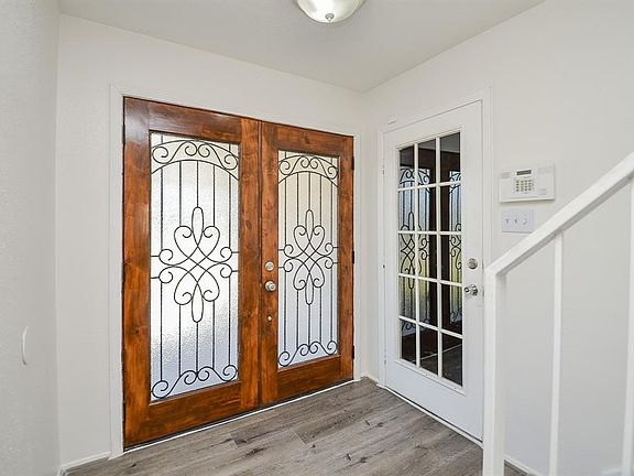5th image of 16230 Sierra Grande Drive