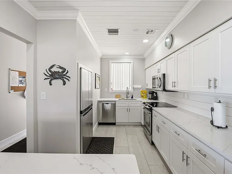 765 John Ringling Blvd #5 — Photo 16