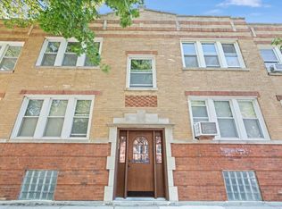 2903 W Grace St UNIT 1, Chicago, IL 60618