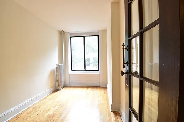 Rented by (Legacy) NY Quality Living Uptown | media 17