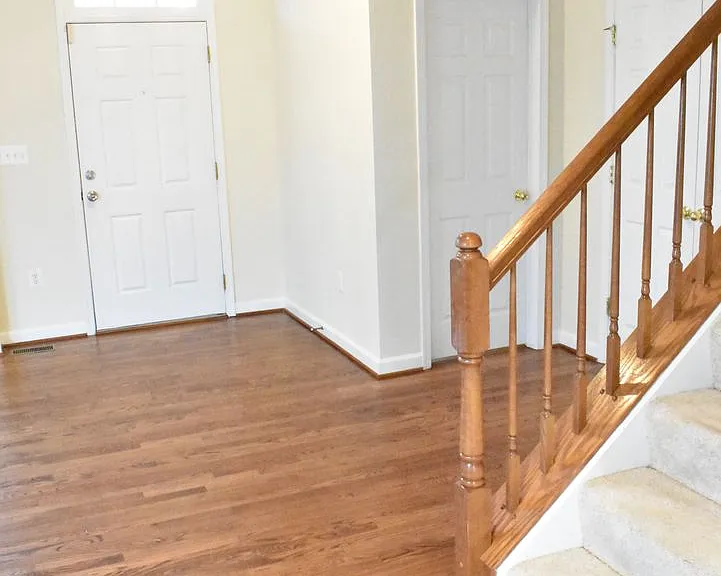 1310 Walker Dr — Photo 4
