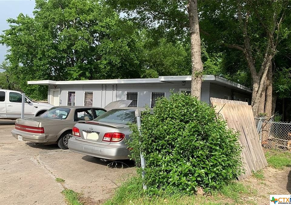 2nd image of 312 N 16th St