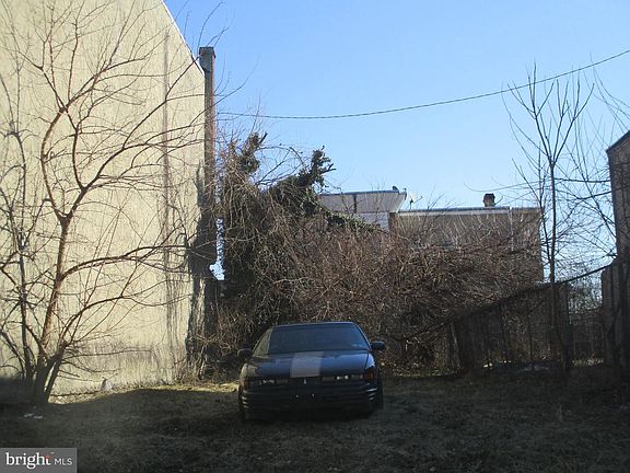 4th image of 3525 N 21st St