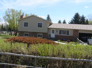 2127 Lake Creek Rd, Casper, WY 82604