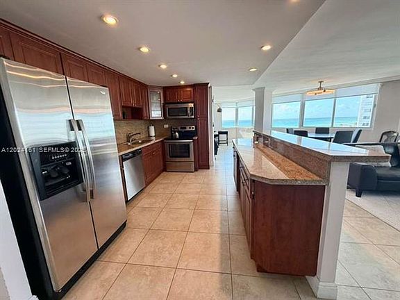 4th image of 7135 Collins Ave #Cu-815