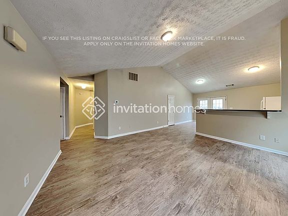 4th image of 2609 Tullamore Cir
