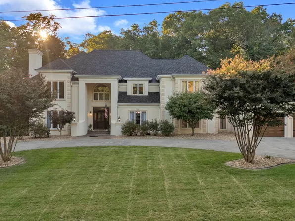 1108 Norfolk Pl, Kingsport, TN 37660