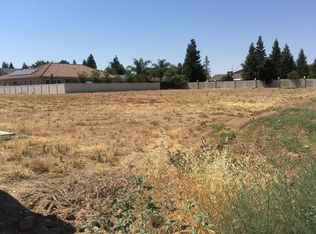 2242 Swift Ave, Clovis, CA 93611