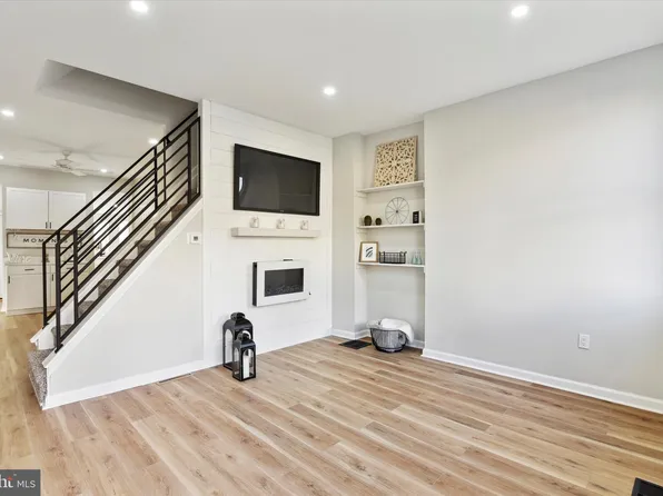 3444 W Allegheny Ave, Philadelphia, PA 19132