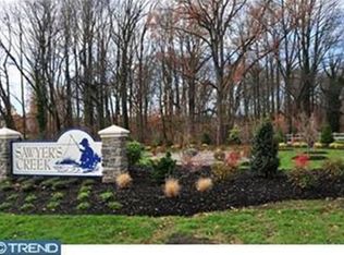 21 Clemens Ln, Turnersville, NJ 08012