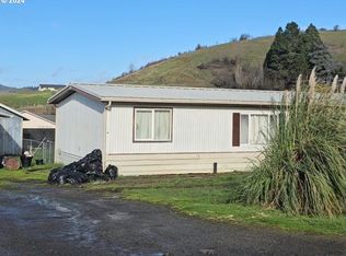 2556 Landers Ave, Roseburg, OR 97471
