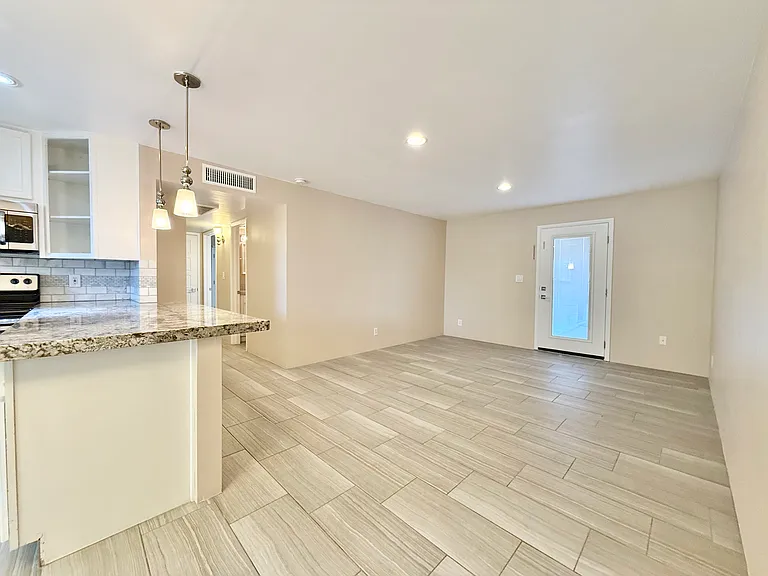 3110 N 40th St #8 — Photo 2