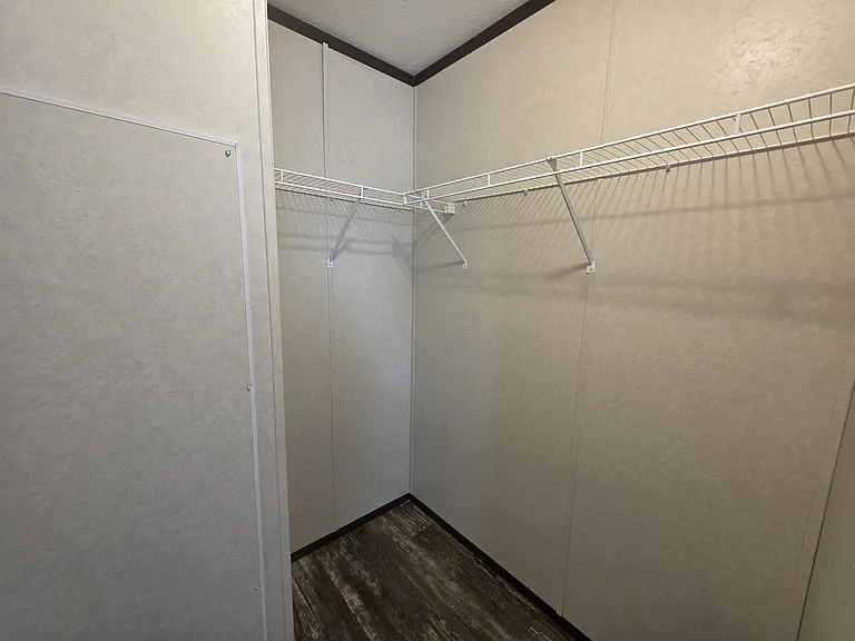 700 W Ridgeway Ave #233 — Photo 8