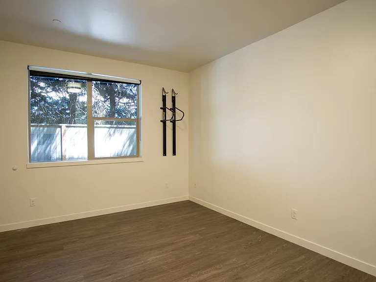 1616 SE Insley St #2 — Photo 5