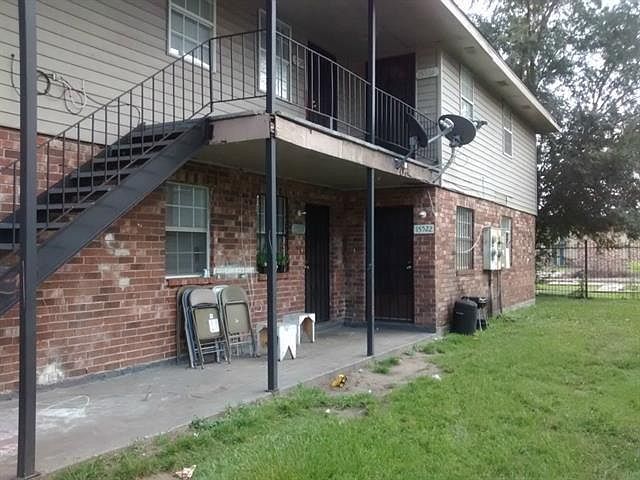 1st image of 15524 Dwyer Blvd