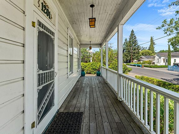 3rd image of 1201 Edwards Street