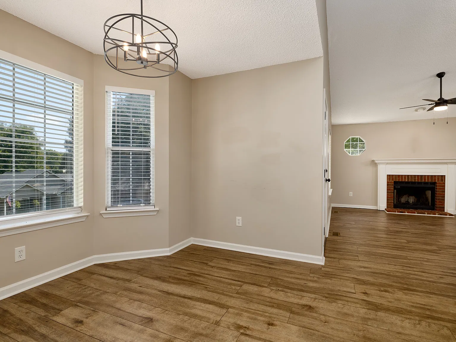 2 bed, 1110 sqft, $1,675 — Photo 4