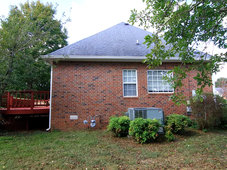 2123 Moonlite Ct — Photo 5