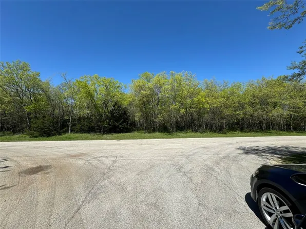 12316 Stroup Dr, Fort Worth, TX 76126