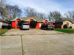 4910 Heatherbrook Dr, Houston, TX 77045