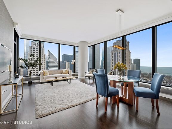 5th image of 60 E Monroe St Unit 3307