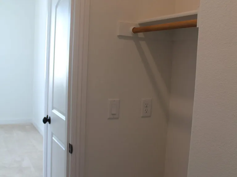 308 E Ramsey Dr — Photo 15
