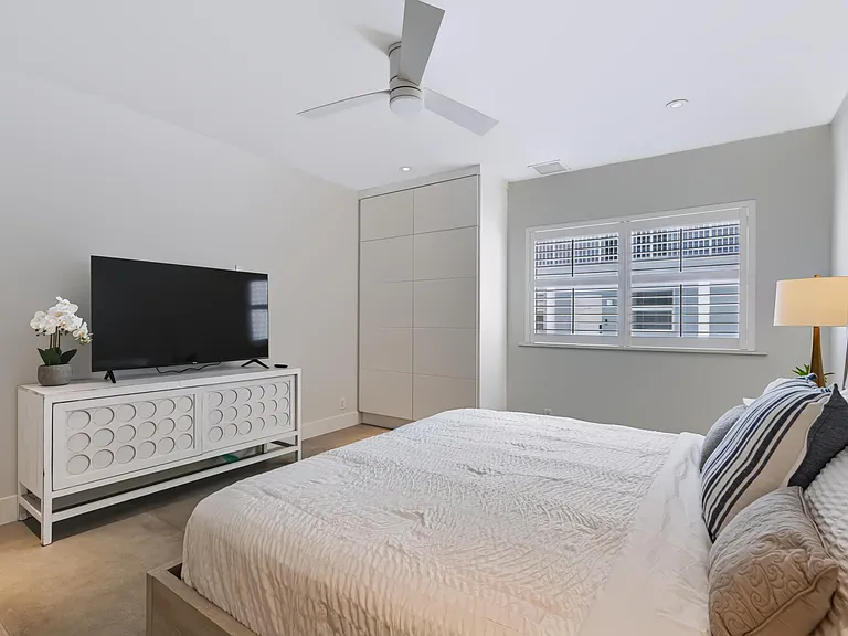 604 N Ocean Blvd #1B — Photo 37