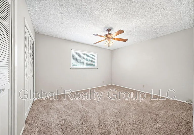 412 Cordoba Dr — Photo 14