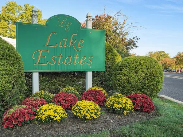 9 Lake Ave APT 6A, East Brunswick, NJ 08816