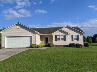 1027 Glenbriar Ct, Woodleaf, NC 27054