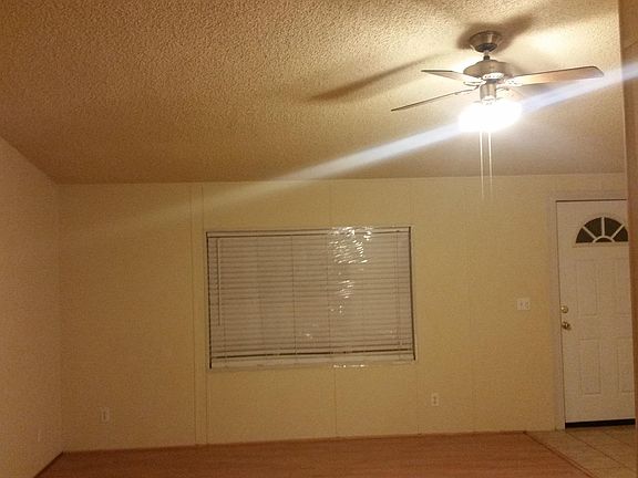 4th image of 23755 Jayhawk Ave