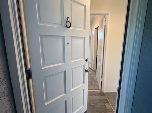 2112 Ocean Park Blvd APT 6, Santa Monica, CA 90405